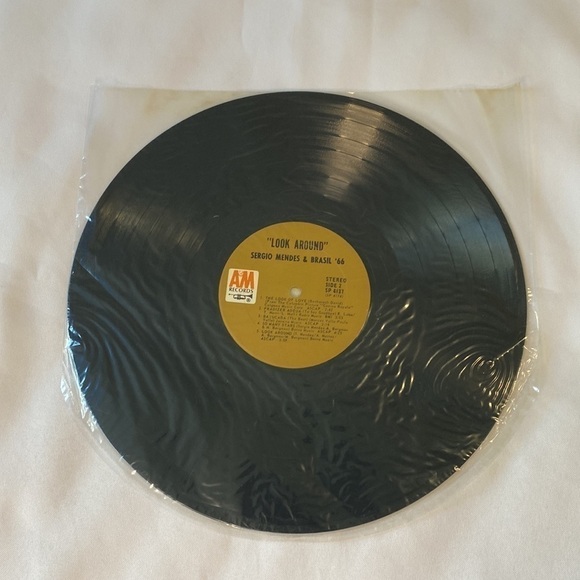 SÉRGIO MENDES & BRASIL '66 VINYL RECORD ✨✨✨ - Picture 4 of 6